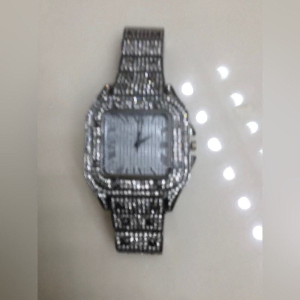 Silver High Quality Quartz Watch ( read desc)